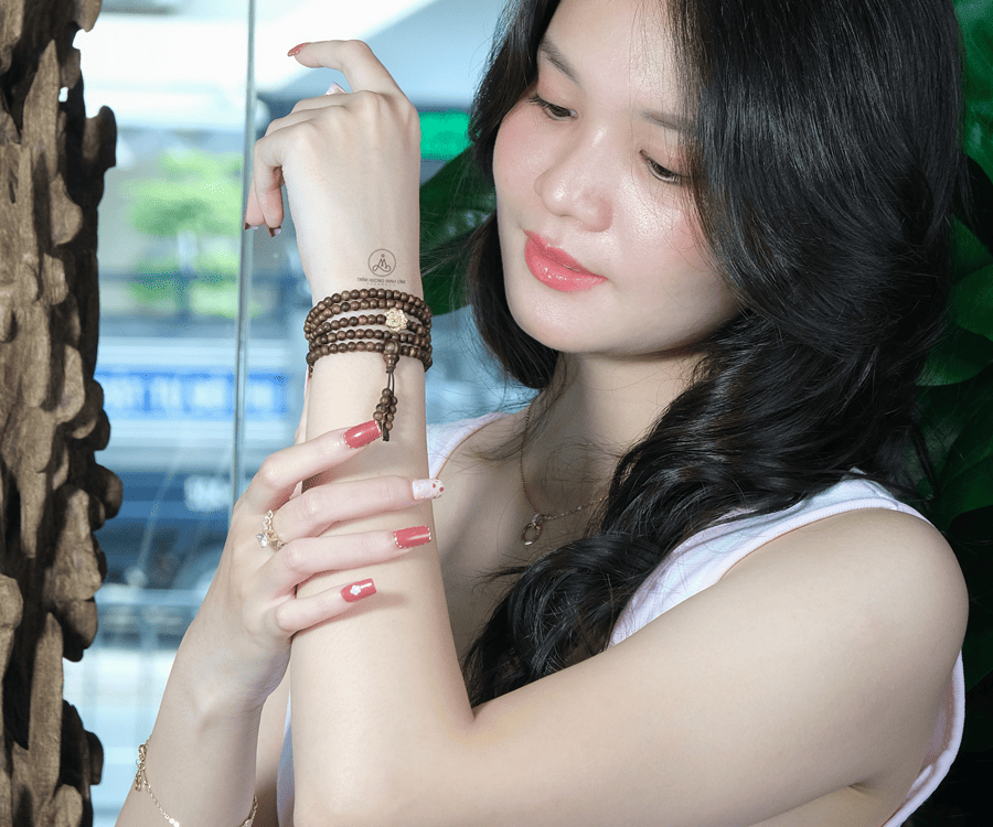 Trầm Hương Tự Nhiên – 216 Hạt 4 Li Mix Charm Vàng