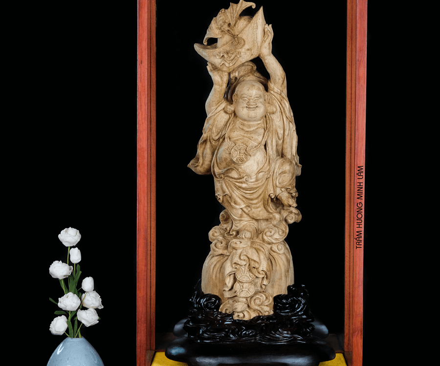 Tượng trầm hương Tự Nhiên Di Lặc