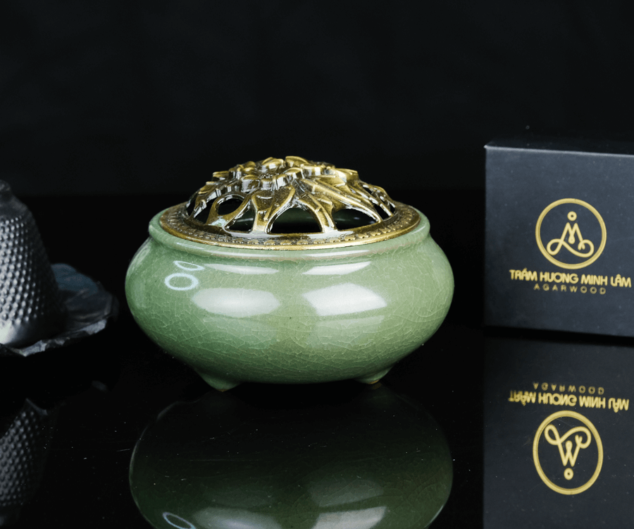 Lư xông trầm bằng sứ