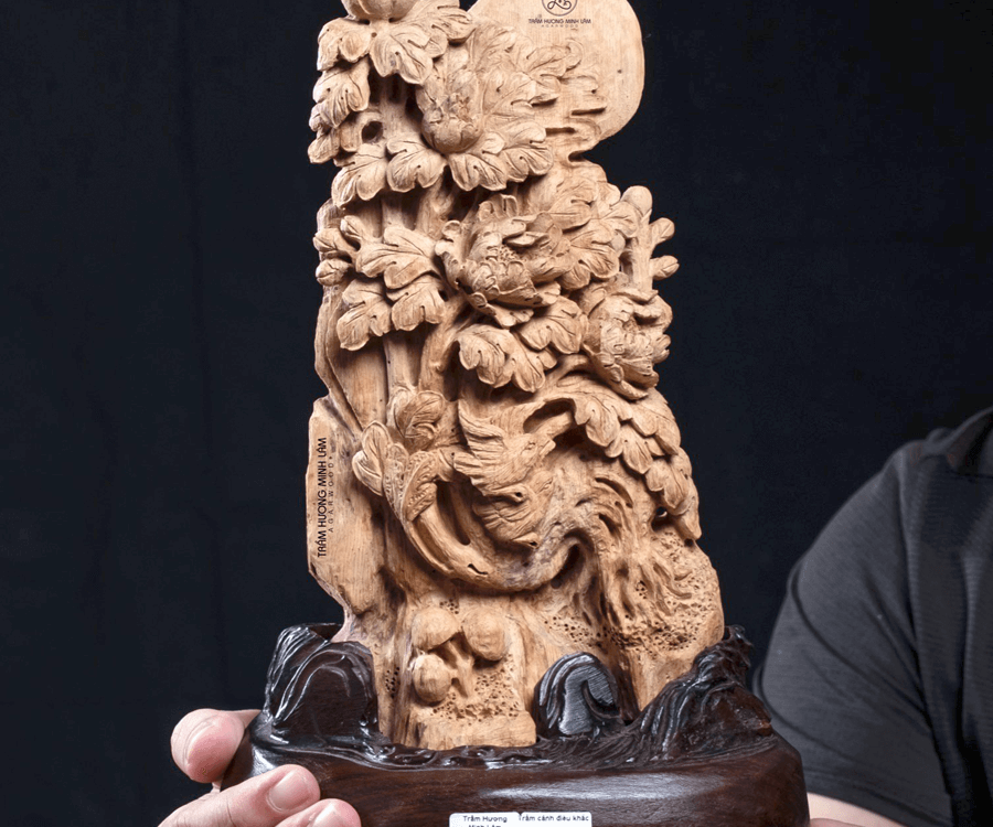 Trầm hương cảnh điêu khắc