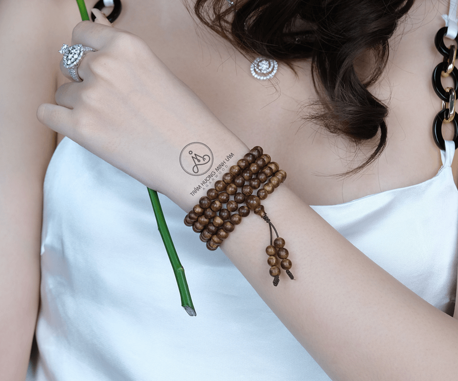 Vòng trầm tự nhiên 108 – cao cấp