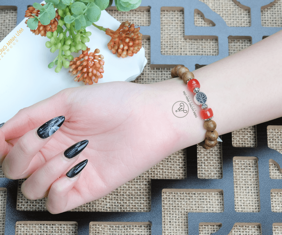 Vòng trầm hương đơn Nữ – Tặng Charm